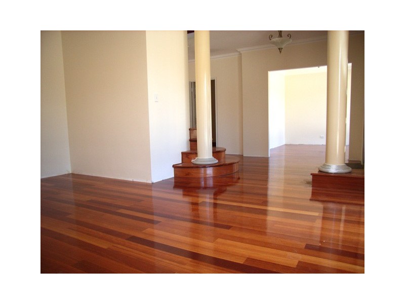 116 Golf Links Drive, Carramar WA 6031