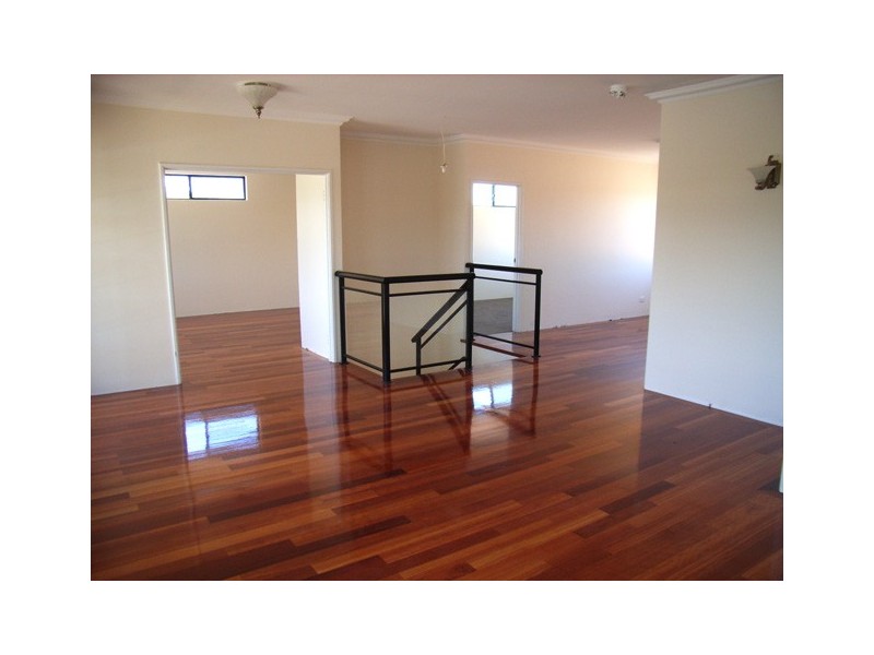 116 Golf Links Drive, Carramar WA 6031