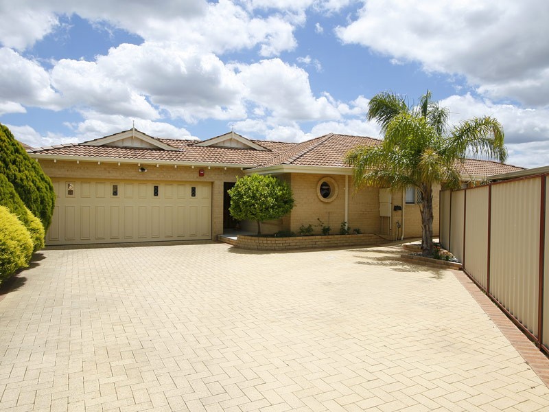 28B Lady Evelyn Retreat, Joondalup WA 6027