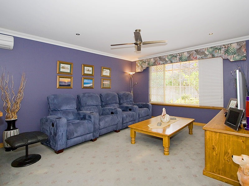 28B Lady Evelyn Retreat, Joondalup WA 6027