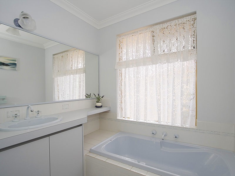 28B Lady Evelyn Retreat, Joondalup WA 6027
