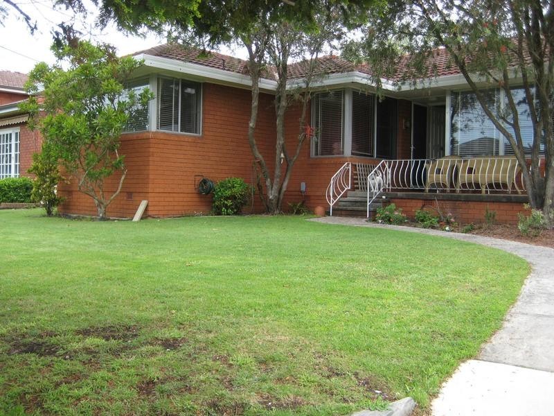 8 Lumsdaine Avenue, East Ryde NSW 2113