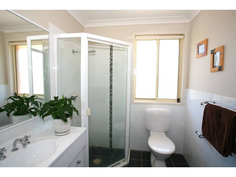2A Searle Street, Ryde NSW 2112