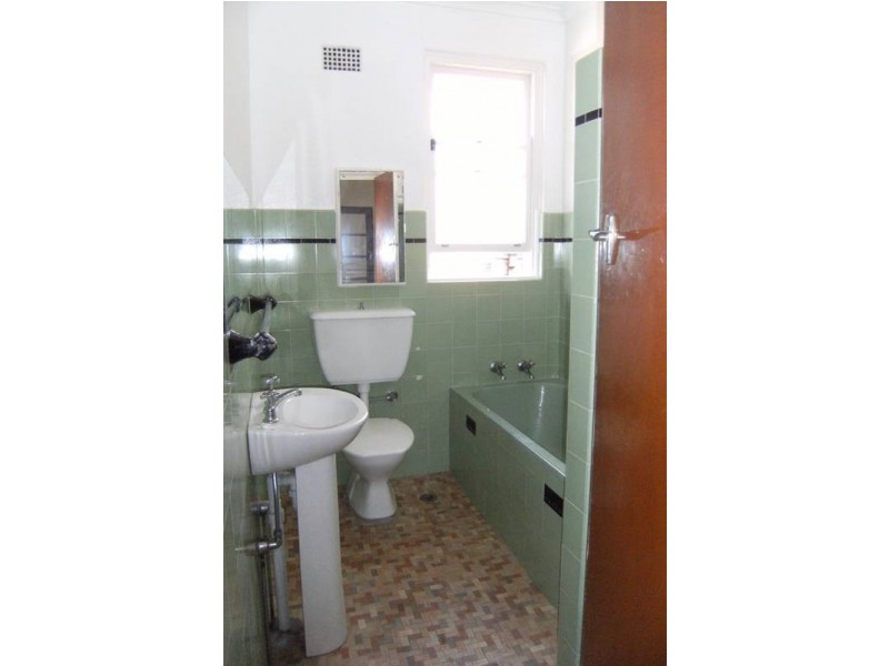 10 Pooley Street, Ryde NSW 2112