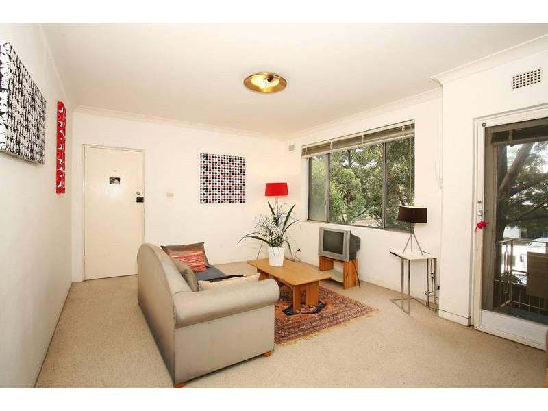 2/20 Blaxland Road, Ryde NSW 2112