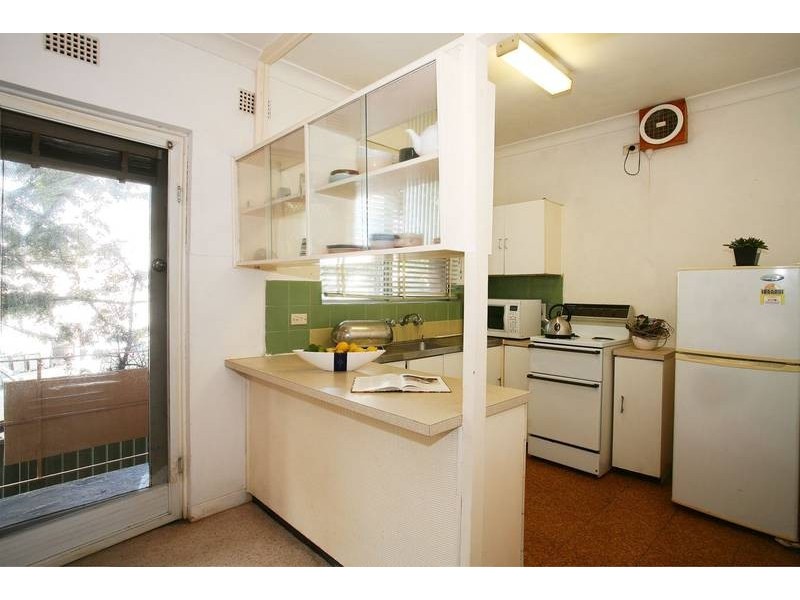 2/20 Blaxland Road, Ryde NSW 2112