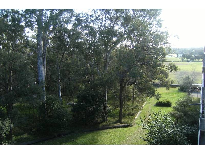 5/12 Meadow Cres., Meadowbank NSW 2114