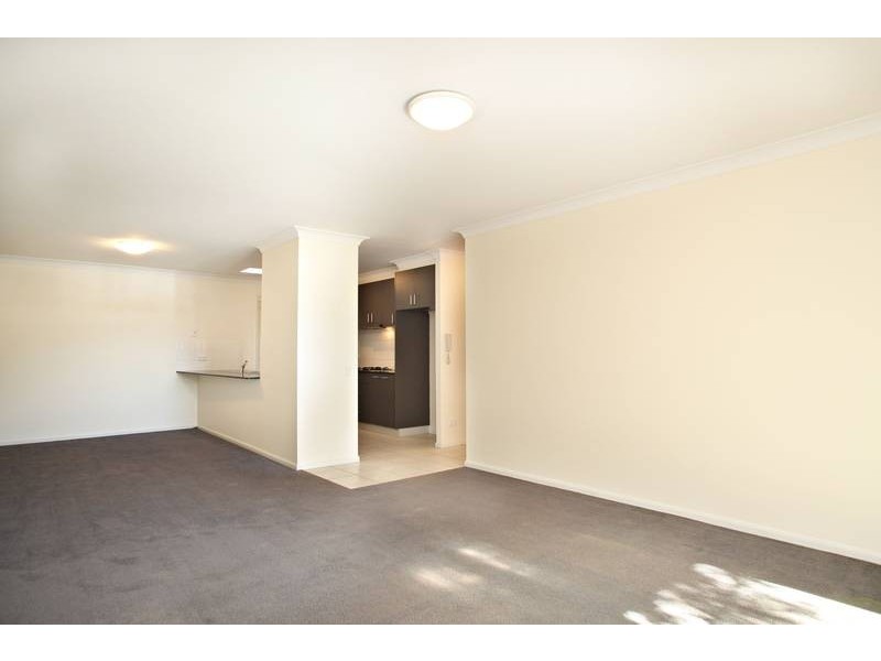2/185 Quarry Road, Ryde NSW 2112