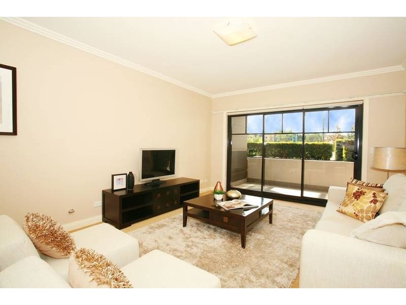 6/143 Bowden Street, Meadowbank NSW 2114