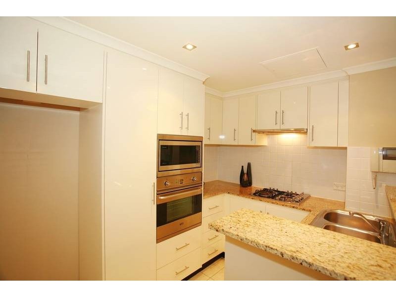 6/143 Bowden Street, Meadowbank NSW 2114