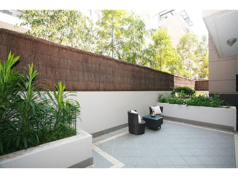 6/143 Bowden Street, Meadowbank NSW 2114