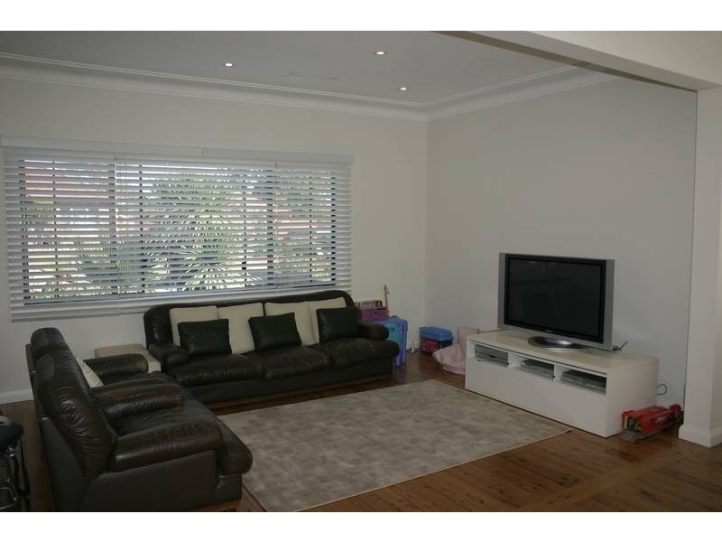 17 Dolan Street, Ryde NSW 2112