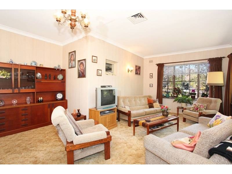 27 Threlfall Street, Eastwood NSW 2122