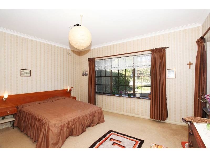 27 Threlfall Street, Eastwood NSW 2122