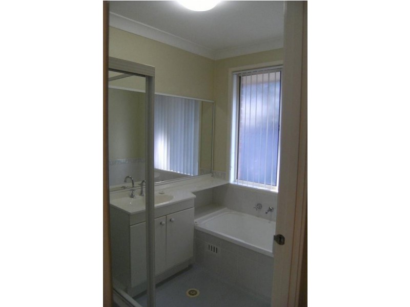 22B Llewellyn Street, Rhodes NSW 2138