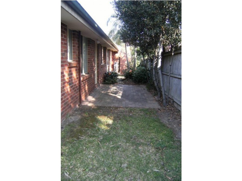 22B Llewellyn Street, Rhodes NSW 2138