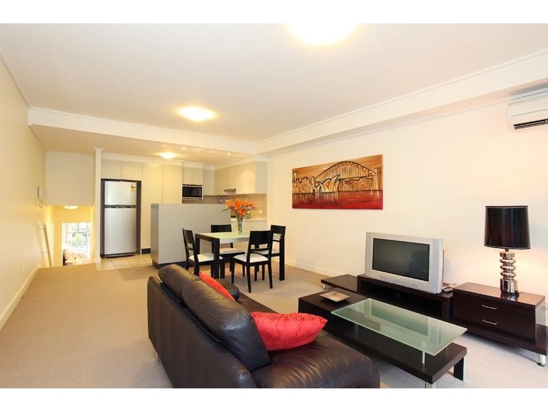 122/25 Bennelong Road, Wentworth Point NSW 2127