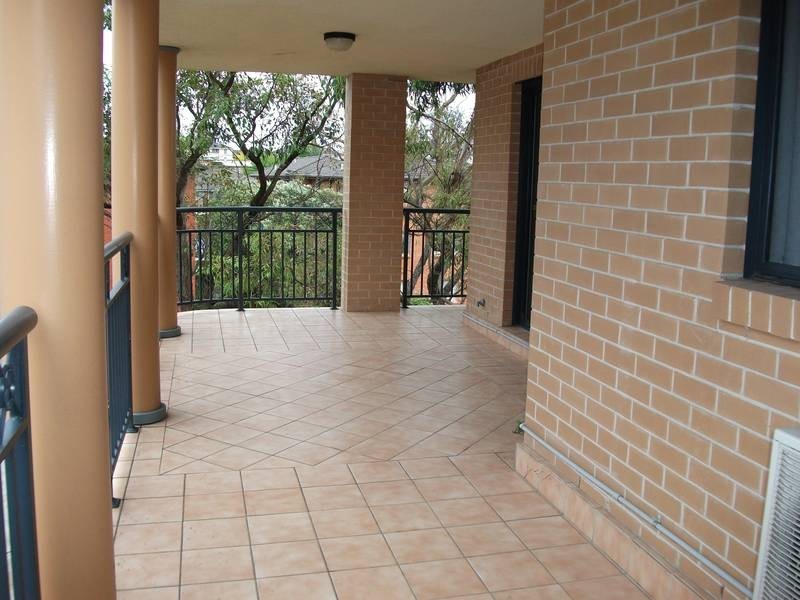 32/8-16 William Street, Ryde NSW 2112