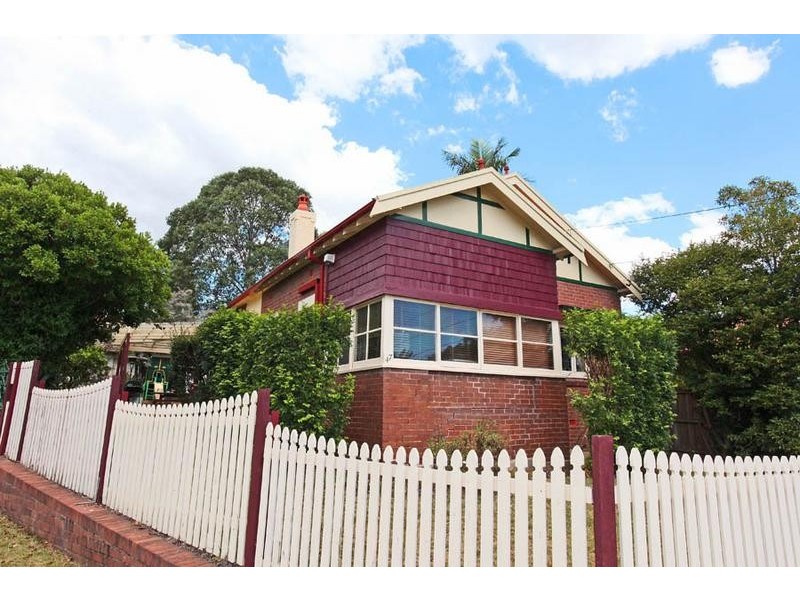 47 Fourth Avenue (Cnr Denistone Rd), Denistone NSW 2114