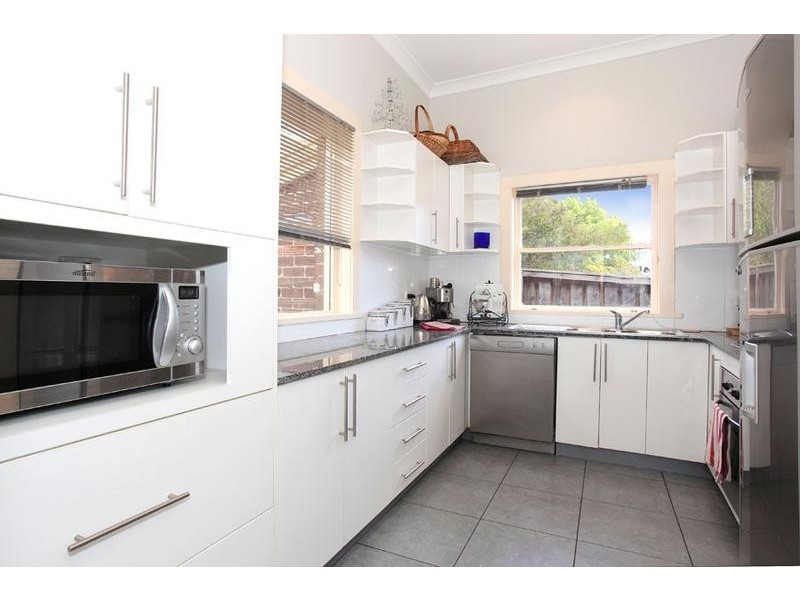 47 Fourth Avenue (Cnr Denistone Rd), Denistone NSW 2114