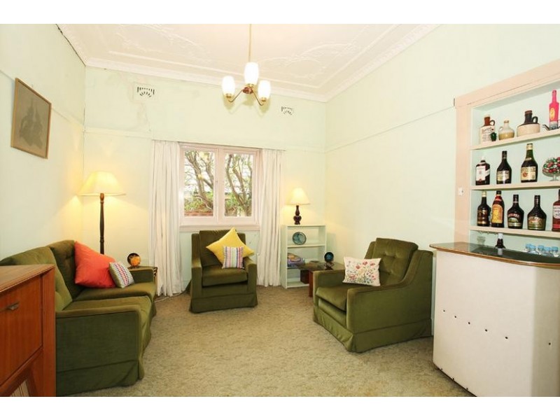 185 Ryedale Road, Denistone NSW 2114