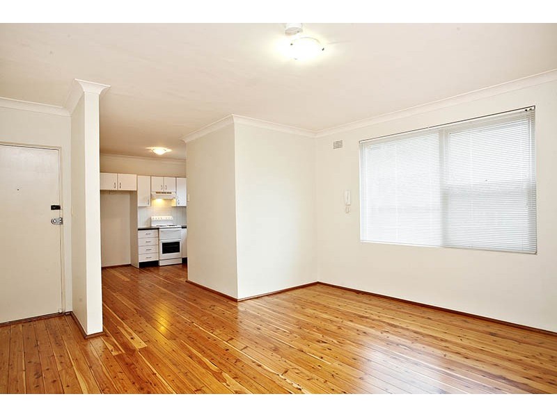 3/3 Queensborough Road, Croydon Park NSW 2133