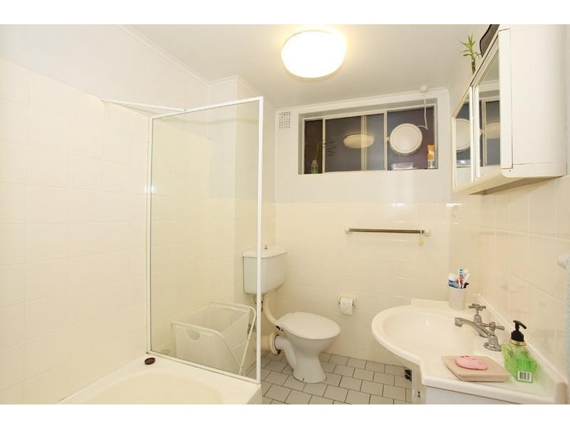 4/2 Hatton Stret, Ryde NSW 2112