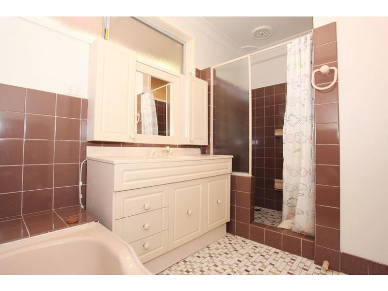 8 Lumsdaine Avenue, East Ryde NSW 2113