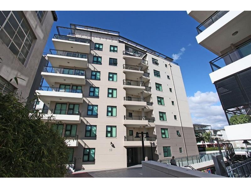 29/13 Bay Drive, Meadowbank NSW 2114