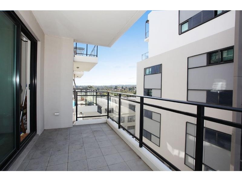 29/13 Bay Drive, Meadowbank NSW 2114