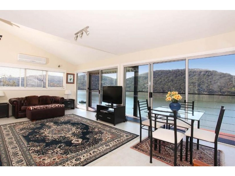 99 Point Road, Mooney Mooney NSW 2083