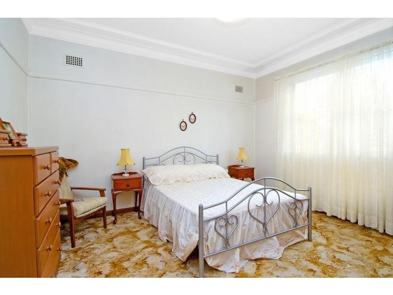 20 Myra Avenue, Ryde NSW 2112