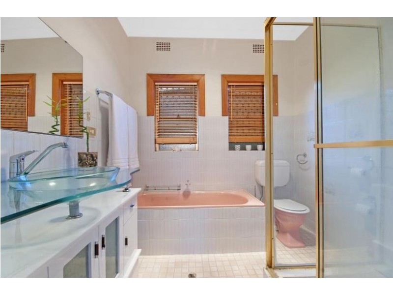 11 Nerang Street, Ryde NSW 2112