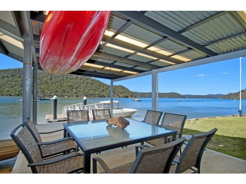 99 Point Road, Mooney Mooney NSW 2083