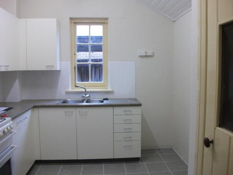 22 Llewellyn Street, Rhodes NSW 2138