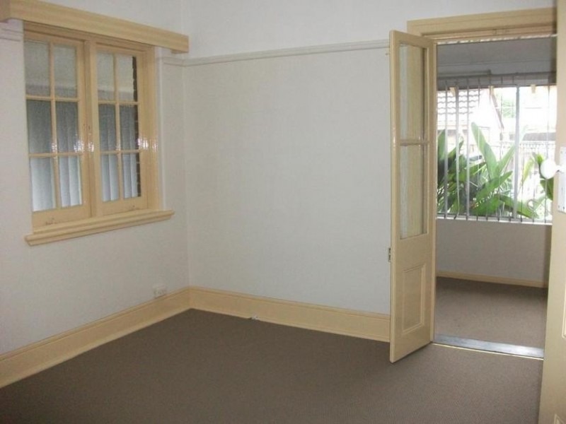 22 Llewellyn Street, Rhodes NSW 2138