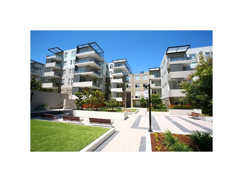 17/3 Bay Drive, Meadowbank NSW 2114