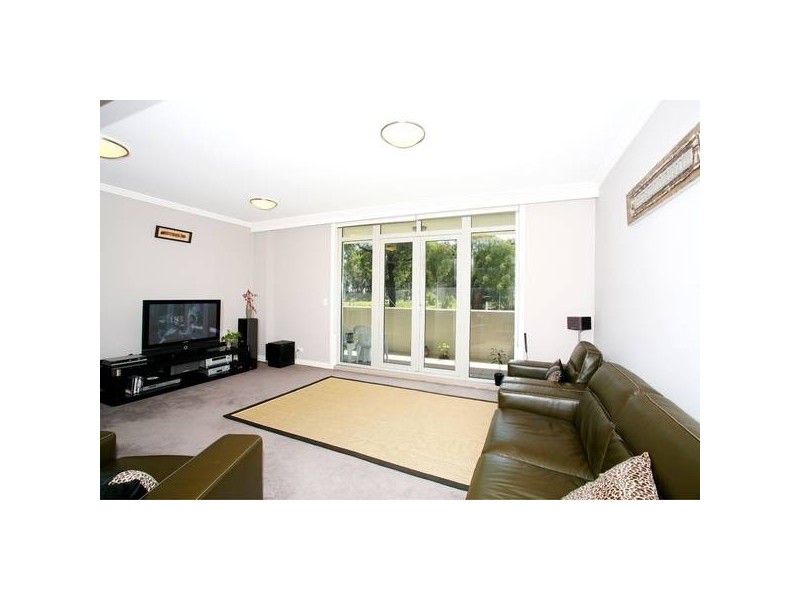 17/3 Bay Drive, Meadowbank NSW 2114