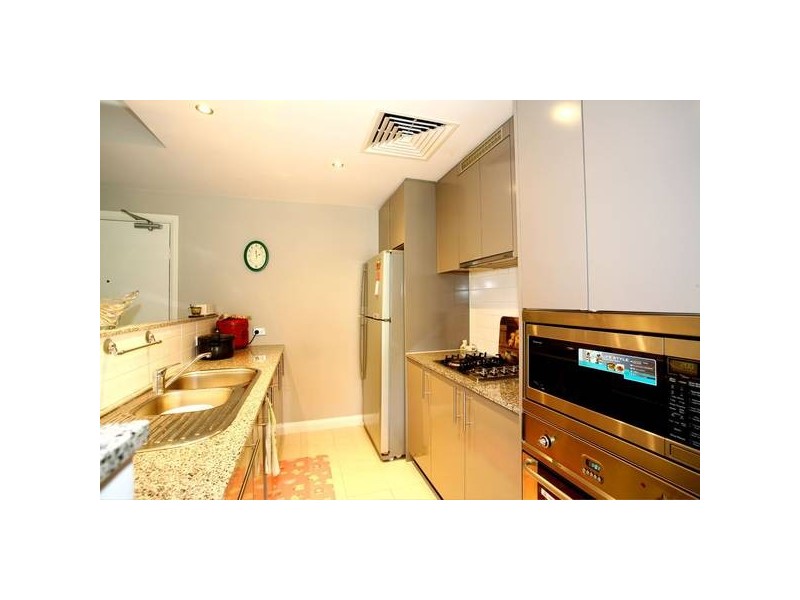 17/3 Bay Drive, Meadowbank NSW 2114