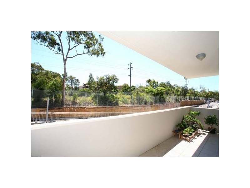 17/3 Bay Drive, Meadowbank NSW 2114