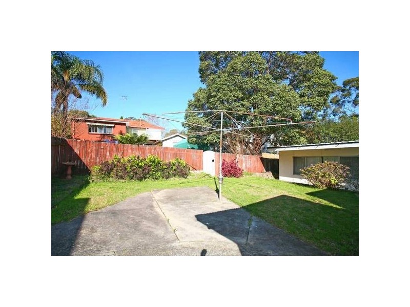 Dunbar Street, Ryde NSW 2112