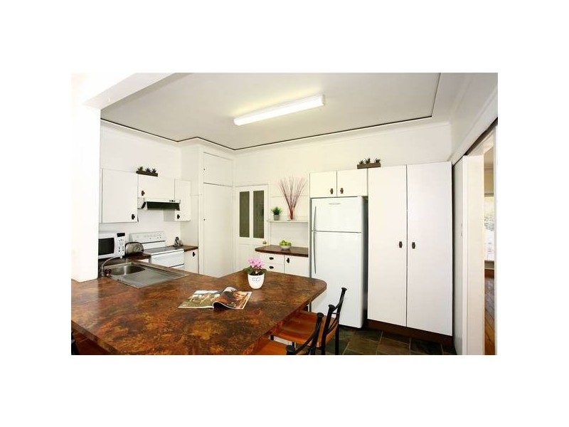 17 Willow Crescent, Ryde NSW 2112