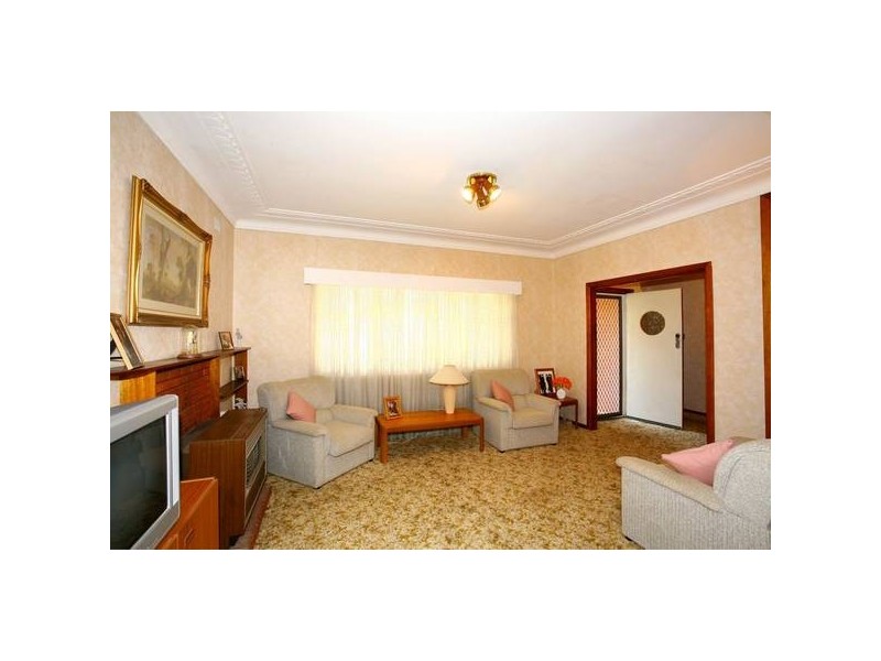 38 Ronald Avenue, Ryde NSW 2112