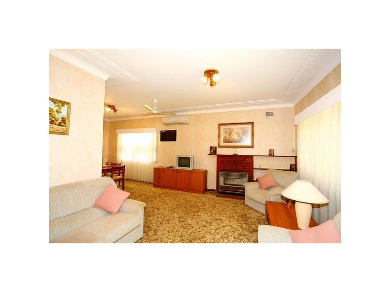 38 Ronald Avenue, Ryde NSW 2112