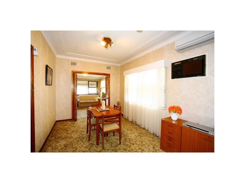 38 Ronald Avenue, Ryde NSW 2112