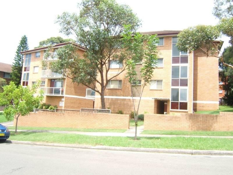 10/19 Cambridge Street, Gladesville NSW 2111