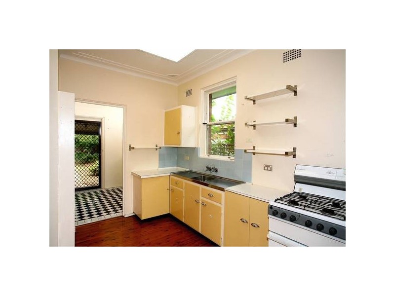 21 Pooley Street, Ryde NSW 2112