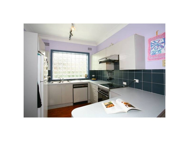 37 Quarry Road (Cnr Pooley St), Ryde NSW 2112