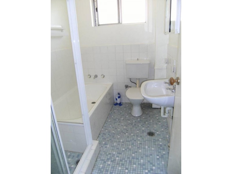 12/5 Bank Street, Meadowbank NSW 2114