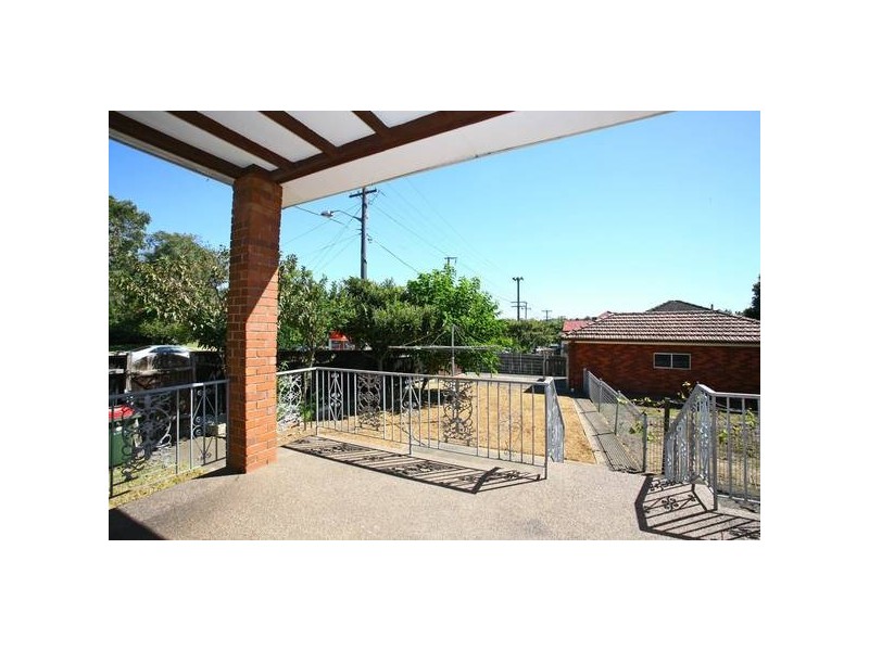 56 Cressy Road, Ryde NSW 2112